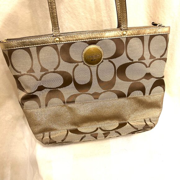 Coach F 15112 signature tote beige, brown shoulder bag with gorld band - Picture 2 of 11